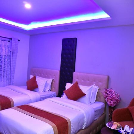 Marinha Airport Hotel Катманду Екстер'єр фото